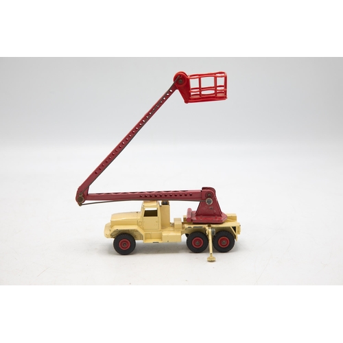 3011 - Dinky Supertoys No. 977 - Commercial Servicing Platform Vehicle. Scarce model in good condition (wit... 