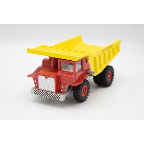 3014 - Dinky Toys  No. 924 Aveling-Barford 'Centaur' Dump truck, near mint and boxed.