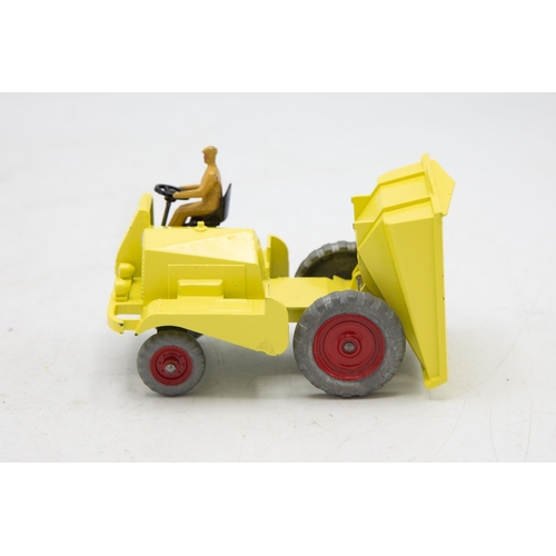 3021 - Dinky Supertoys No. 962 - Muir-Hill Dumper Truck, Mint model in very, near mint Box