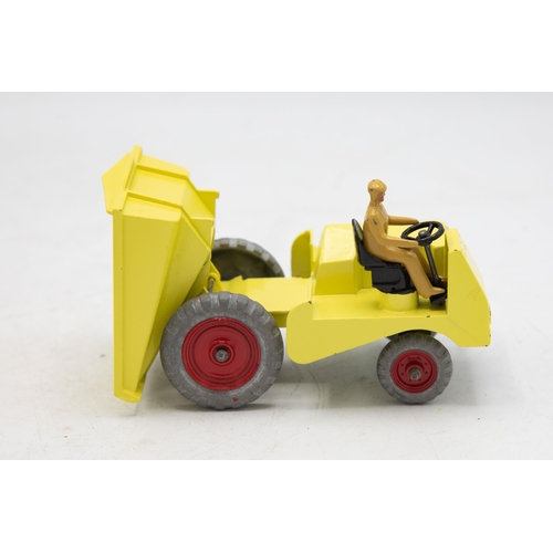 3021 - Dinky Supertoys No. 962 - Muir-Hill Dumper Truck, Mint model in very, near mint Box