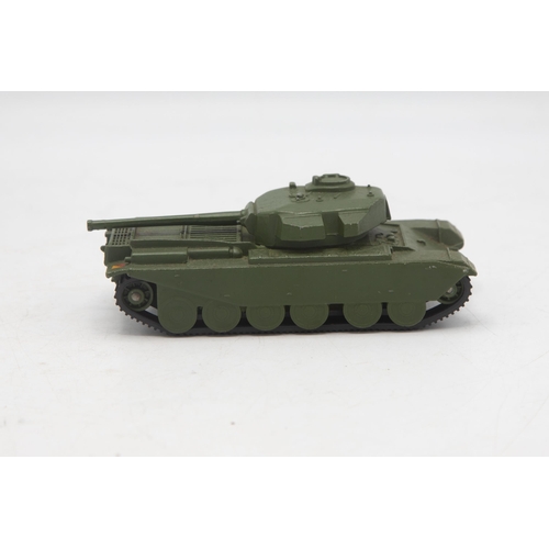 3032 - Dinky Toys 651 Centurion Tank, clean example on original rubber tracks, split on one corner of box, ... 