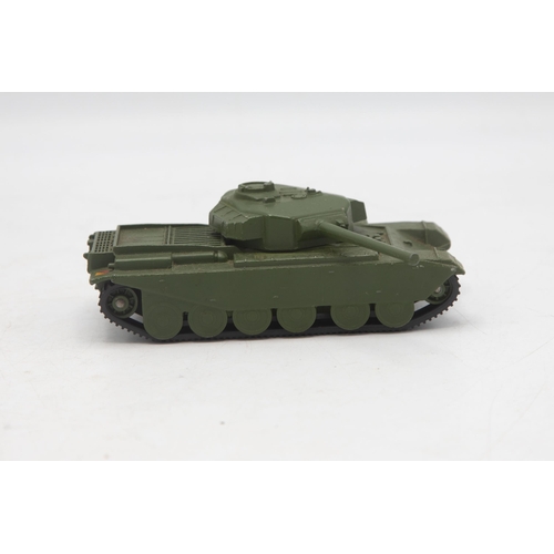 3032 - Dinky Toys 651 Centurion Tank, clean example on original rubber tracks, split on one corner of box, ... 