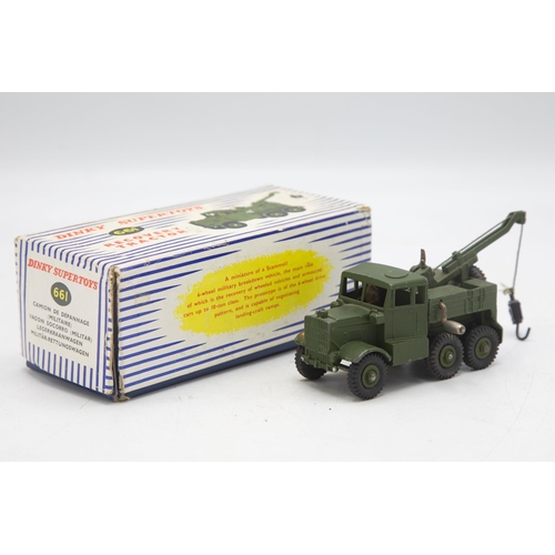 3033 - Dinky Toys 661 Recovery Tractor, military breakdown truck by Scammell, split on one corner of box, e... 