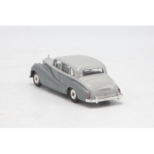 3051 - Dinky Toys 150 Rolls-Royce Silver Wraith, two-tone grey, near mint and boxed