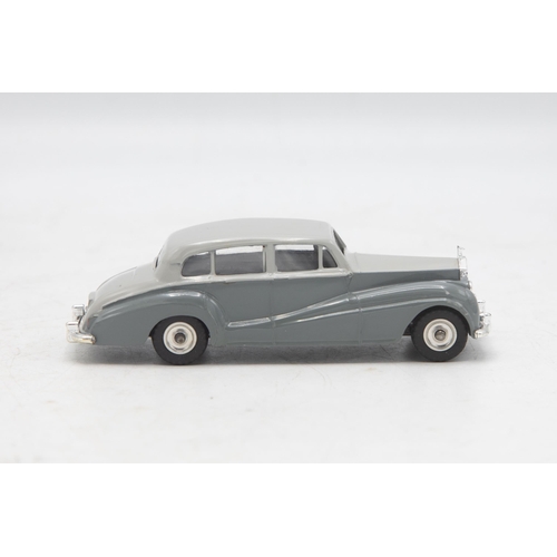 3051 - Dinky Toys 150 Rolls-Royce Silver Wraith, two-tone grey, near mint and boxed