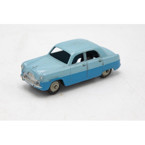 3070 - Dinky Toys  162, Ford Zephyr Saloon, light and dark blue two-tone, crisp box with correct colour spo... 