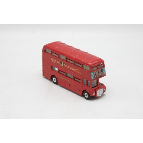 3084 - Dinky Toys 289 Routemaster Bus 221 to Kings Cross, scarce-ish model with fabulous period 1960s Londo... 