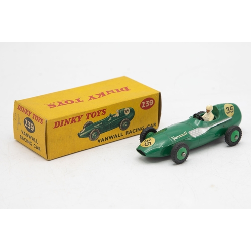 3090 - Dinky Toys 239  Vanwall Racing Car, crisp box, no. 35 racing roundels slight edge wear, near mint an... 