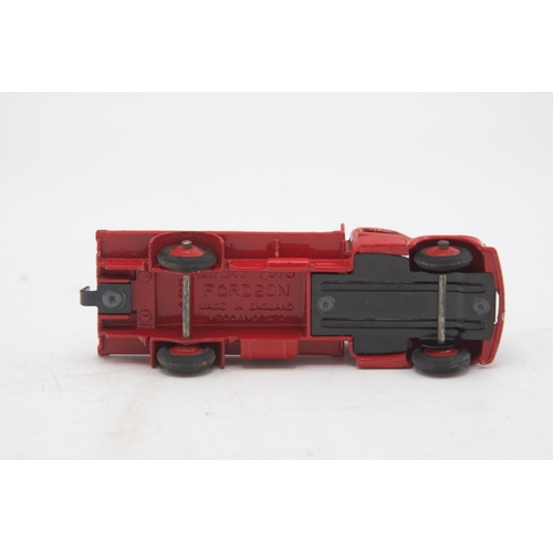 3101 - Dinky Toys 422. Fordson Thames Flat Truck, red. model is mint, with correct colour spot on crisp com... 