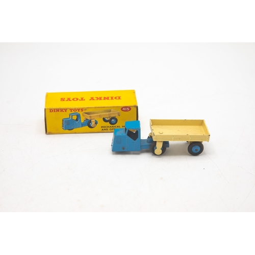 3102 - Dinky Toys 415 Mechanical Horse and Open Wagon, model excellent with trailer, very minor play-wear, ... 