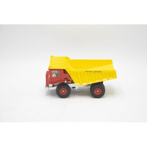 3105 - Dinky Toys 924 Aveling-Barford 'Centaur' Dump Truck. With simulated HYDRAULIC TIPPING action. Plus a... 