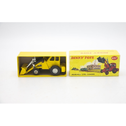 3106 - Dinky Toys 437 Muir-Hill 2/WL Loader, Yellow, great model of this iconic mechanical shovel with 'Tay... 