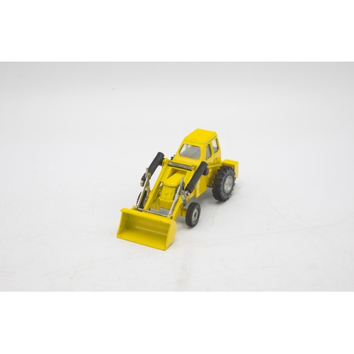 3106 - Dinky Toys 437 Muir-Hill 2/WL Loader, Yellow, great model of this iconic mechanical shovel with 'Tay... 