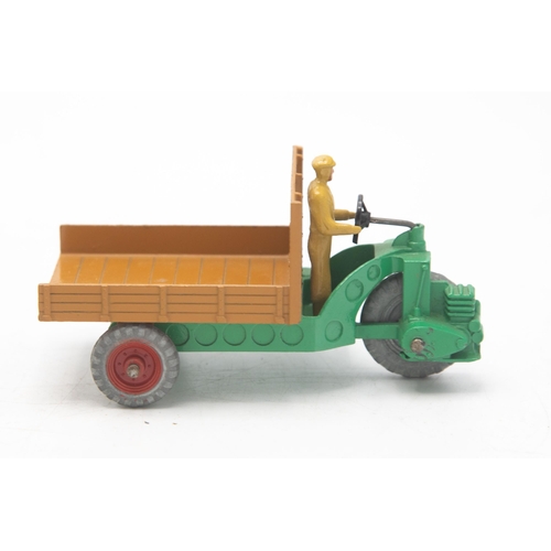 3108 - Dinky Toys 342 Motocart, 3-wheeler, mint model in excellent crisp box with one tape repair