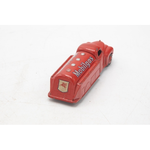 3113 - Dinky Toys 440/30p Tanker 