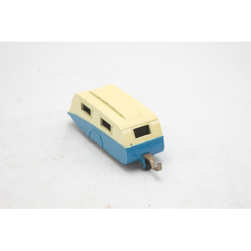 3116 - Dinky Toys 190 Caravan, very near mint (two chips), crisp clean excellent box with correct colour sp... 