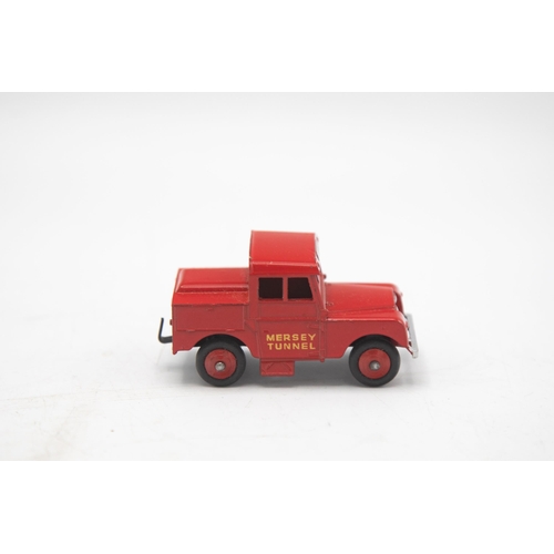 3121 - Dinky Toys 255. Mersey Tunnel Police Van.  In fact a Land-Rover. Model is very near mint. No playwea... 