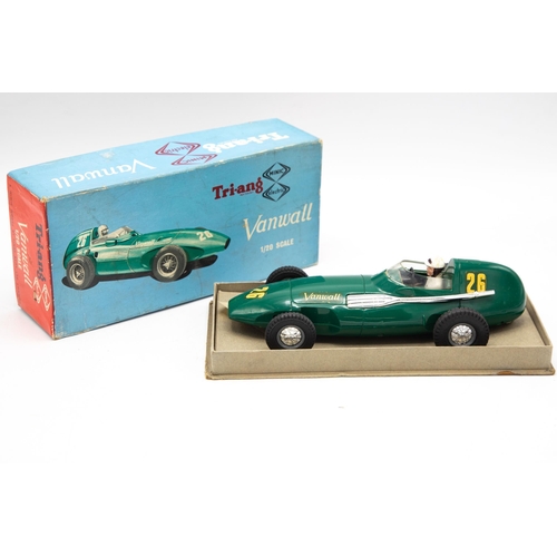 3123 - Tri-ang Minic Electric Vanwall, 1:20 scale racing car, complete original box and display plinth exce... 