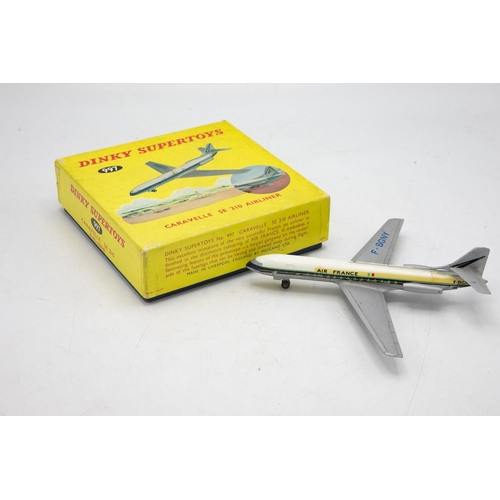 3124 - Dinky Supertoys 997 Caravelle SE 210 Airliner, Air France livery transfers almost perfect, minor pla... 