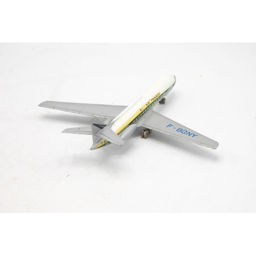 3124 - Dinky Supertoys 997 Caravelle SE 210 Airliner, Air France livery transfers almost perfect, minor pla... 