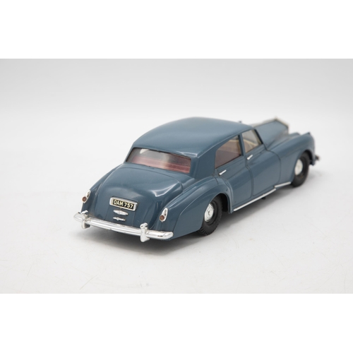 3133 - Tri-ang Minic Electric Rolls Royce Silver Cloud M103, grey/blue, 1/20 scale, in original Harlequin-t... 