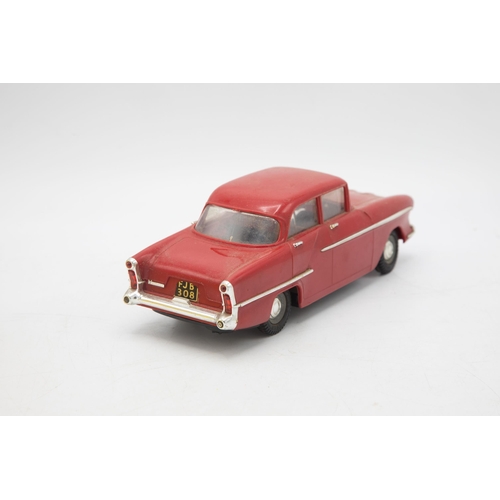 3134 - Tri-ang Minic Electric Vauxhall Victor M 006, 1/20 scale, in excellent condition, small piece missin... 