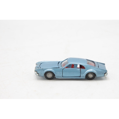 3141 - Dinky Toys mini Dinky 22 Oldsmobile Toronado, garage 'box' strap-down fastening is present, plastic ... 