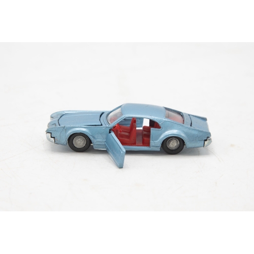 3141 - Dinky Toys mini Dinky 22 Oldsmobile Toronado, garage 'box' strap-down fastening is present, plastic ... 