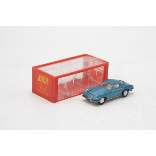 3142 - Dinky Toys mini Dinky 12 , Corvette Stingray, mint boxed,  MB