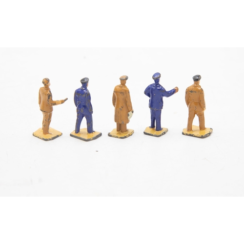 3146 - Dinky Toys No. 4 ENGINEERING STAFF Miniature Figures For Model Railways Gauge 'O', five figures set ... 