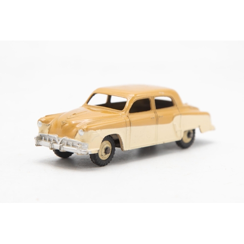 3166 - Dinky Toys 172 Studebaker Land Cruiser, two-tone correct colour spot on box, two end-flaps missing, ... 