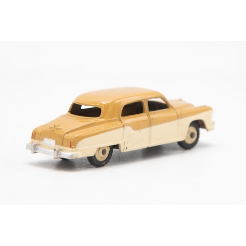 3166 - Dinky Toys 172 Studebaker Land Cruiser, two-tone correct colour spot on box, two end-flaps missing, ... 