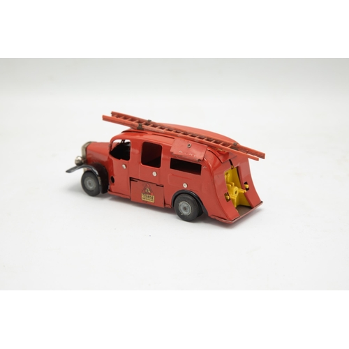 3172 - Tri-ang Minic Fire Engine 62M, clockwork (working), red and black paintwork, all transfers excellent... 