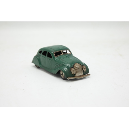 3176 - Tri-ang Minic 9M, Streamline Saloon Car, green, working clockwork motor, excellent condition