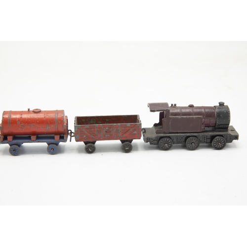 3206 - Dinky Toys Meccano, pre-war 'Mixed Goods Train Set' containing Locomotive, Tanker, Log Wagon and Ope... 