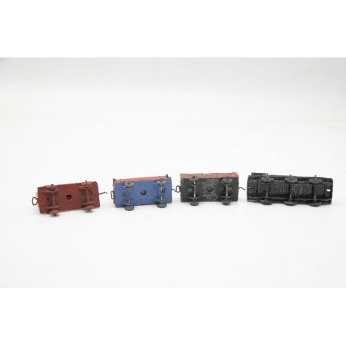 3206 - Dinky Toys Meccano, pre-war 'Mixed Goods Train Set' containing Locomotive, Tanker, Log Wagon and Ope... 