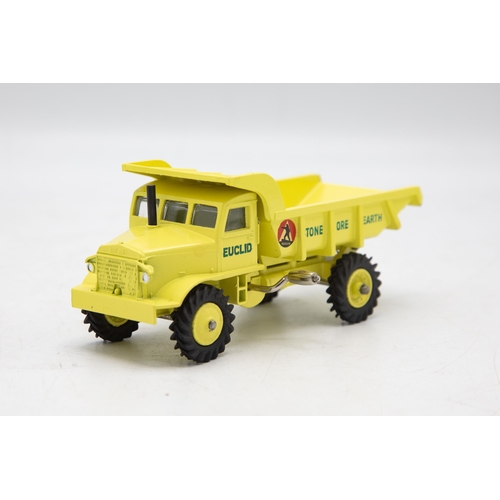 3218 - Dinky Supertoys 965 Euclid Rear Dump Truck, superb example, late issue with windows and coloured ski... 