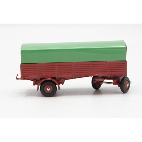 3234 - French Dinky Toys 70 Remorque Bachee, a Covered Trailer, red hubs, plated hook, excellent and boxed