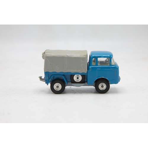 3238 - Corgi Toys 470 - Forward Control Jeep FC-150 With Detachable Hood, turquoise cab, excellent and boxe... 