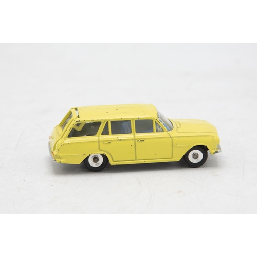 3247 - Dinky Toys 141 Vauxhall Victor Estate Car, minor playwear chips, two flaps missing one end of box, v... 