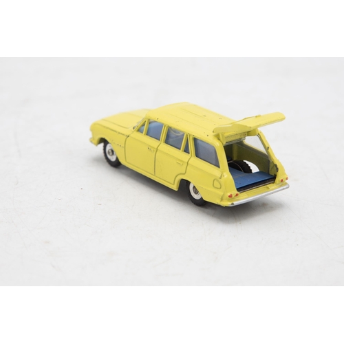 3247 - Dinky Toys 141 Vauxhall Victor Estate Car, minor playwear chips, two flaps missing one end of box, v... 