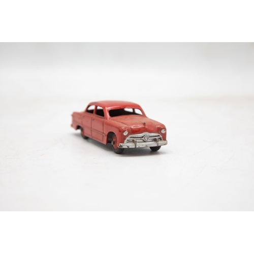 3257 - Dinky Toys 170 Ford Fordor Sedan, red, box has no end-flaps, near mint and boxed