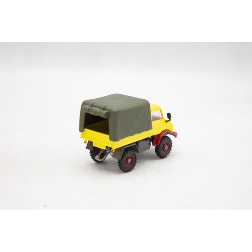 3260 - Corgi Toys 406 Mercedes-Benz Unimog 406 with Canopy, one tiny roof chip, very near mint and boxed