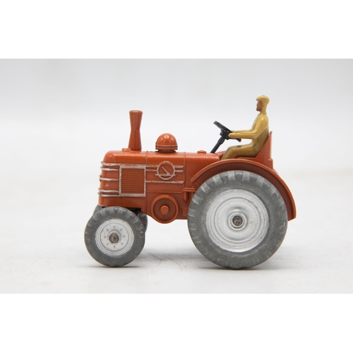 3269 - Dinky Toys 301 Field-Marshall Tractor, scarce version with silver painted hubs, stunning model mint ... 