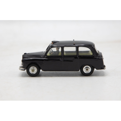 3276 - Corgi Toys 418-Austin Taxi, black, FX4 model, bright example, good box with crease/storage wear, min... 