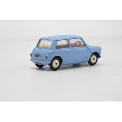 3288 - Corgi Toys 226 Morris Mini-Minor, light blue with red interior, mint and boxed