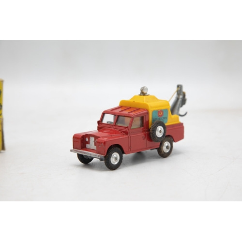 3295 - Corgi Toys 477 Land-Rover Breakdown Truck, plastic tilt with paper transfer type, near mint and boxe... 