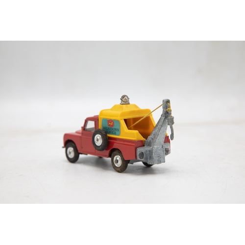 3295 - Corgi Toys 477 Land-Rover Breakdown Truck, plastic tilt with paper transfer type, near mint and boxe... 