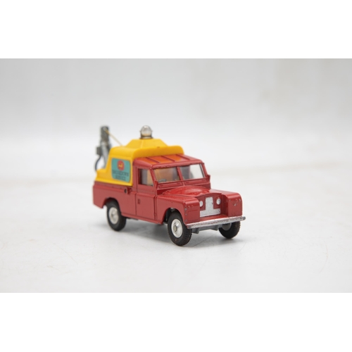 3295 - Corgi Toys 477 Land-Rover Breakdown Truck, plastic tilt with paper transfer type, near mint and boxe... 