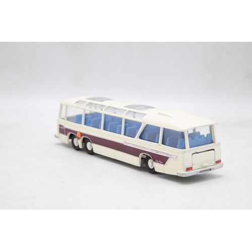 3304 - Dinky Toys 952 Vega Major Luxury Coach, with flashing indicators worked by the fingertip steering me... 